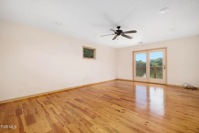 $1,325,808 | 218 Lake Meadow Drive, Gray, TN 37615