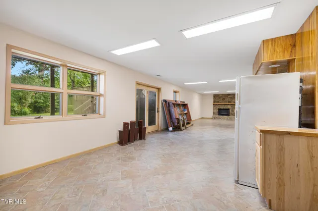 $1,325,808 | 218 Lake Meadow Drive, Gray, TN 37615