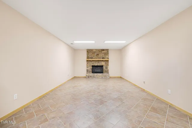 $1,325,808 | 218 Lake Meadow Drive, Gray, TN 37615