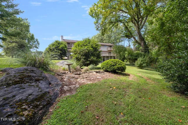 $1,325,808 | 218 Lake Meadow Drive, Gray, TN 37615