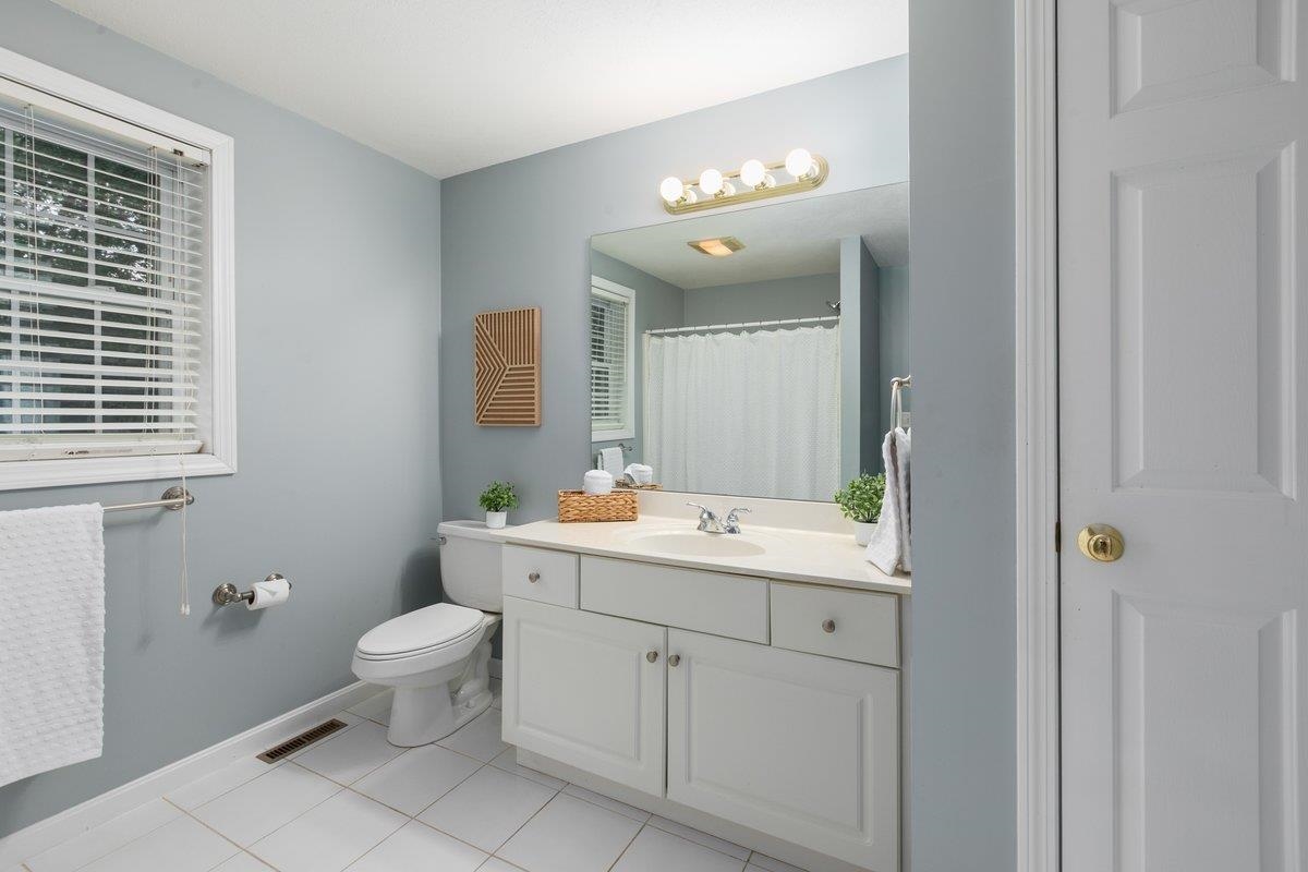 11 Pentucket Court, Unit 11 Atkinson, NH 03811 - Photo 33 of 46