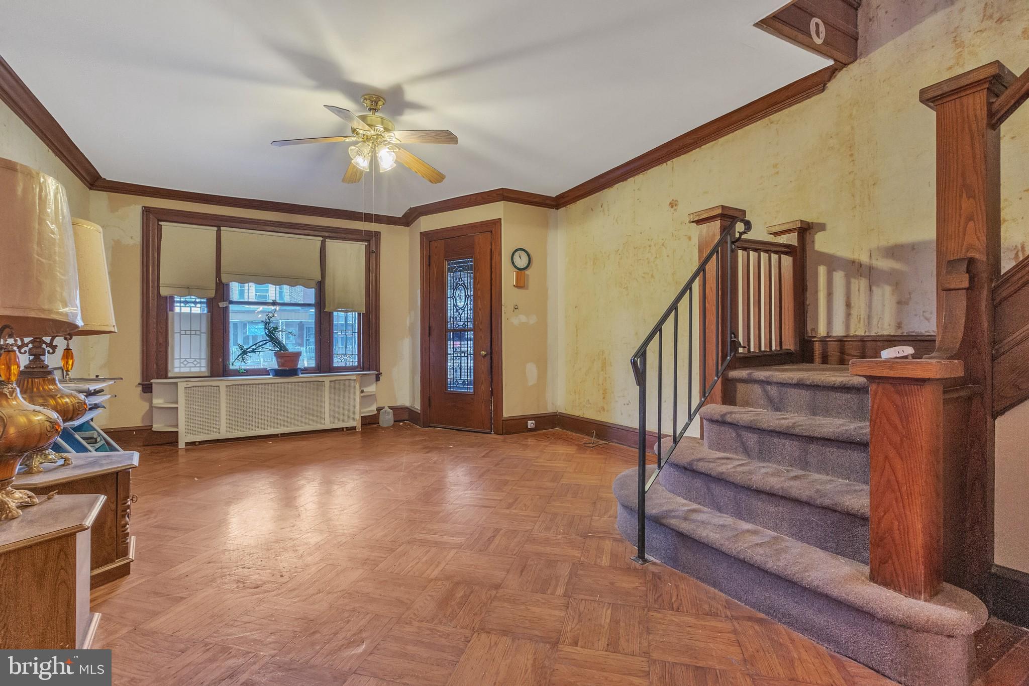737 Wynnewood Road Philadelphia, PA 19151 - Photo 19 of 29 Living Room