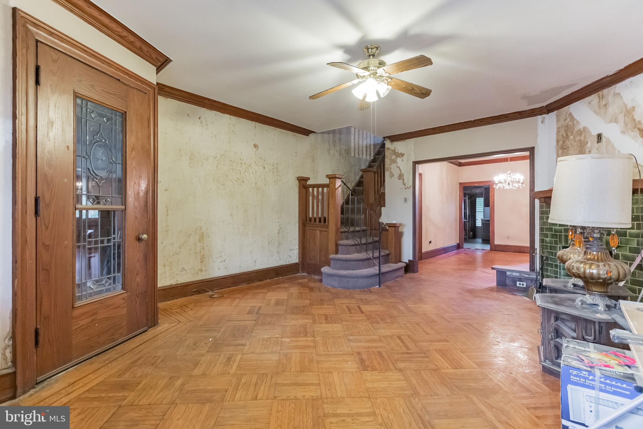 737 Wynnewood Road Philadelphia, PA 19151 - Photo 20 of 29 Living Room 1