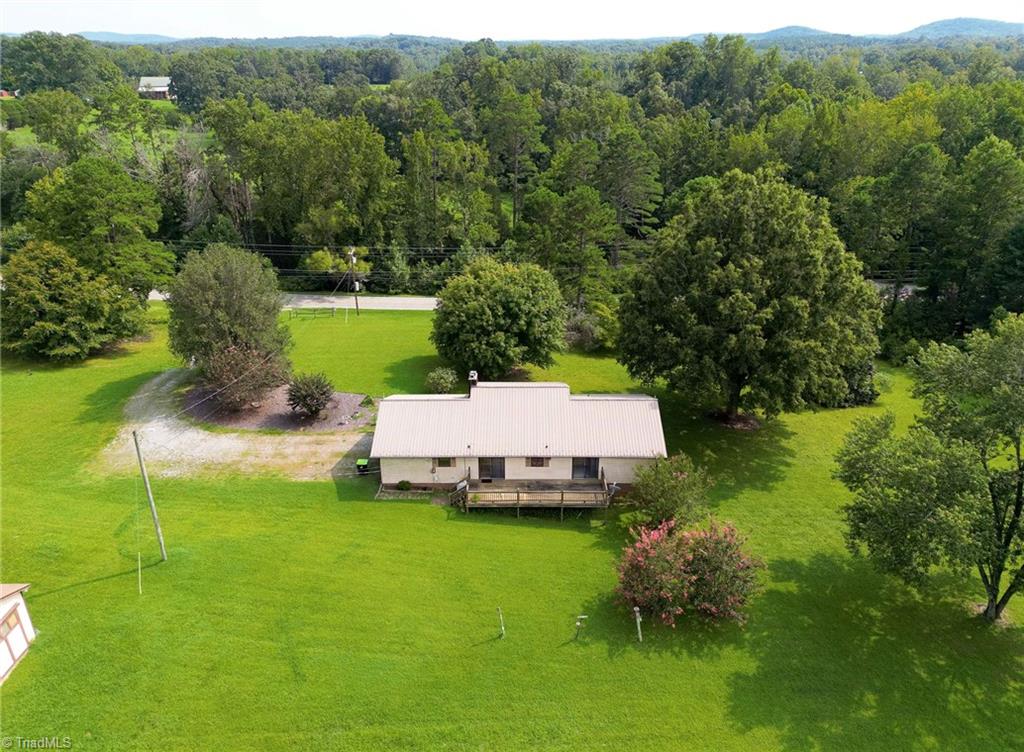 1131 Hannerville Road Lexington, NC 27292 - Photo 11 of 39 Gallery Image 11