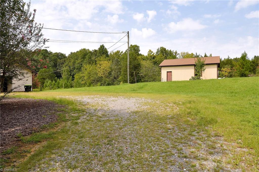 1131 Hannerville Road Lexington, NC 27292 - Photo 12 of 39 Gallery Image 12
