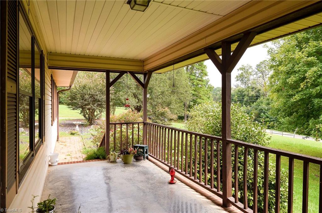1131 Hannerville Road Lexington, NC 27292 - Photo 3 of 39 Gallery Image 3