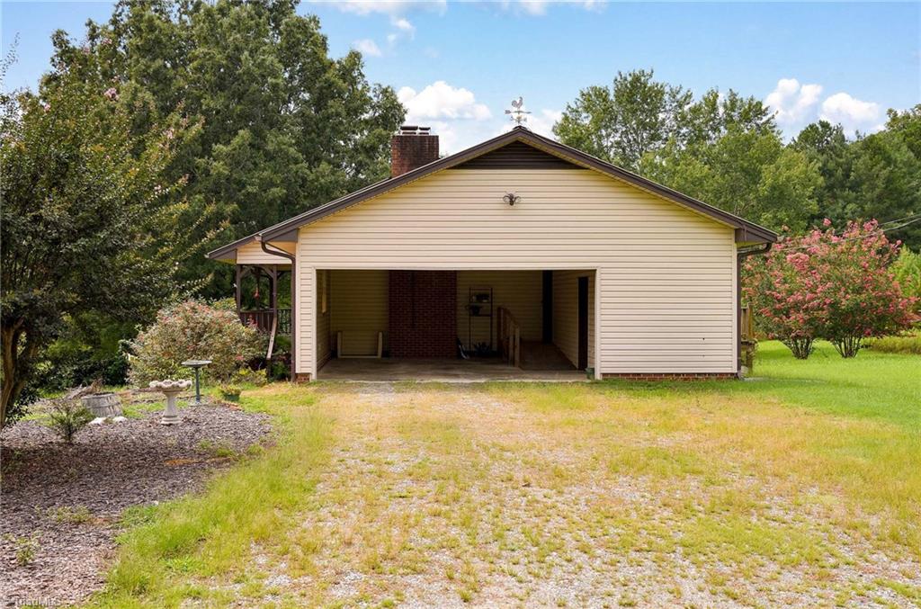 1131 Hannerville Road Lexington, NC 27292 - Photo 7 of 39 Gallery Image 7