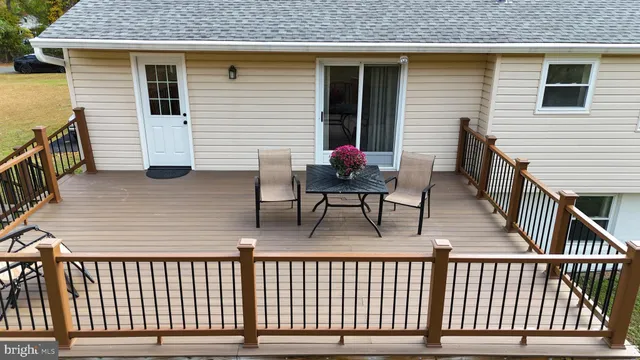 $475,000 | 550 Carla Drive, Huntingtown, MD 20639