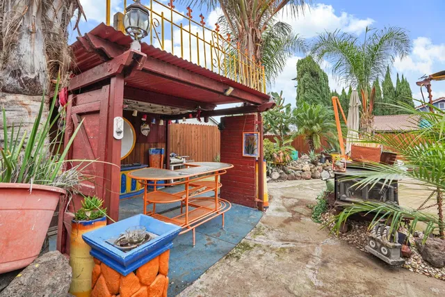 a view of outdoor space yard and patio