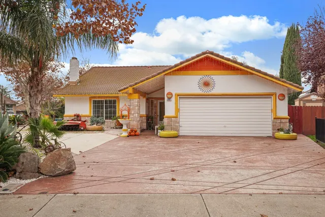 a view of a house with a patio