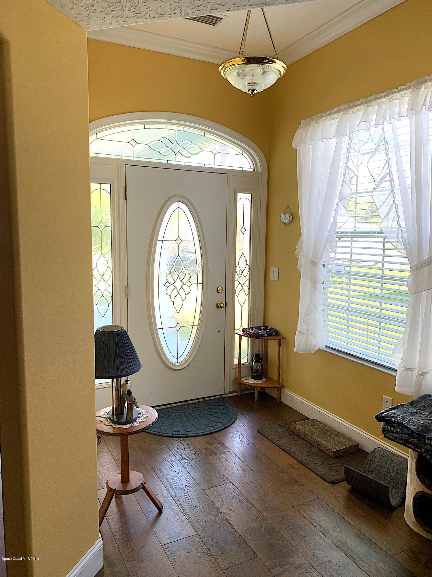 6191 Janina Road Cocoa, FL 32927 - Photo 3 of 22 Entry way