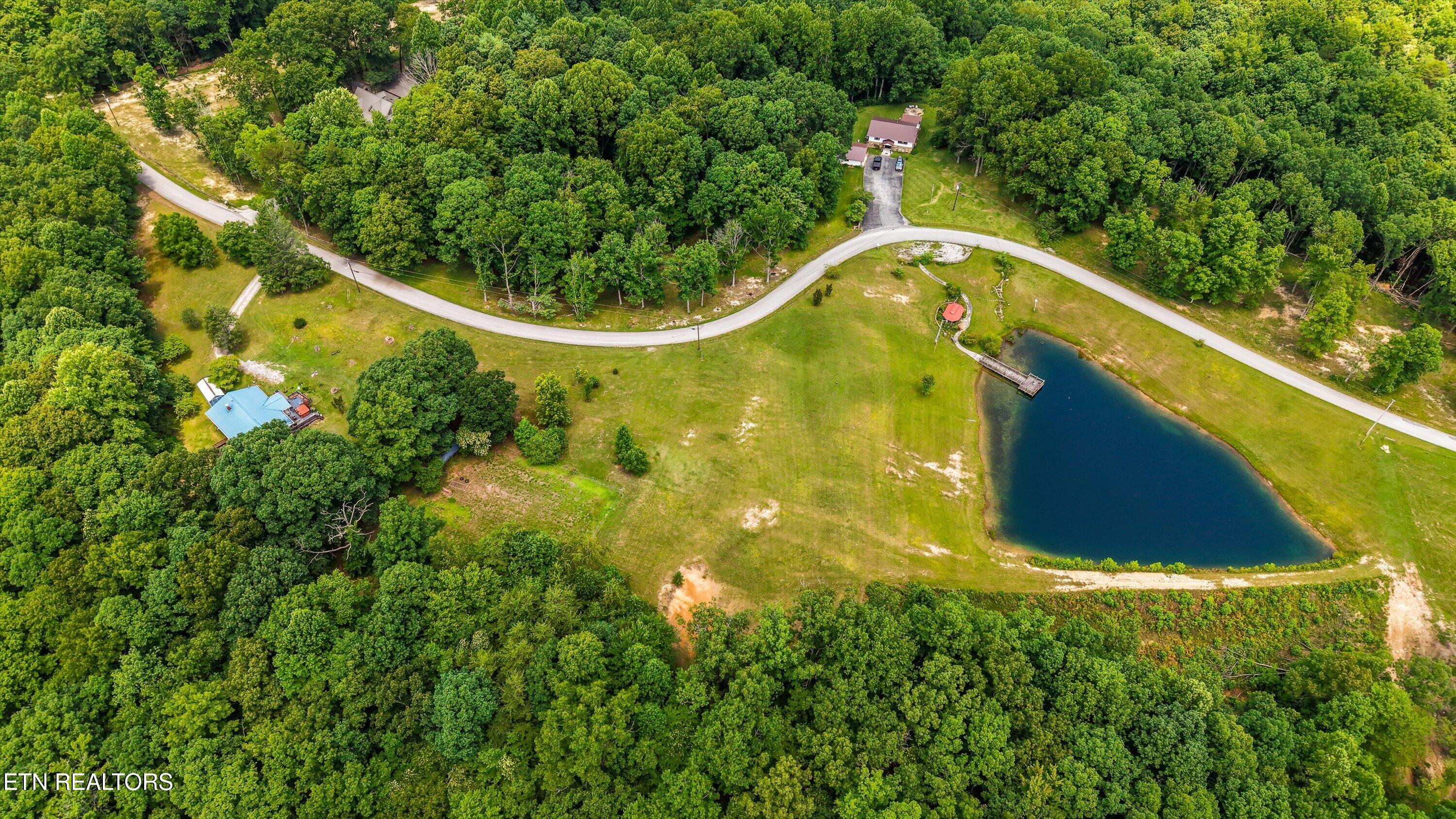 748 Christenson Road Deer Lodge, TN 37726 - Photo 36 of 42 41-748 Christenson Rd 09