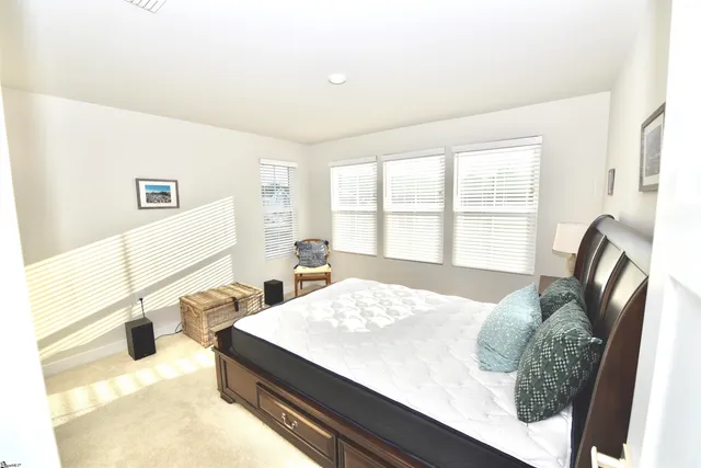 $299,900 | 410 Hargrove Court, Greenville, SC 29617