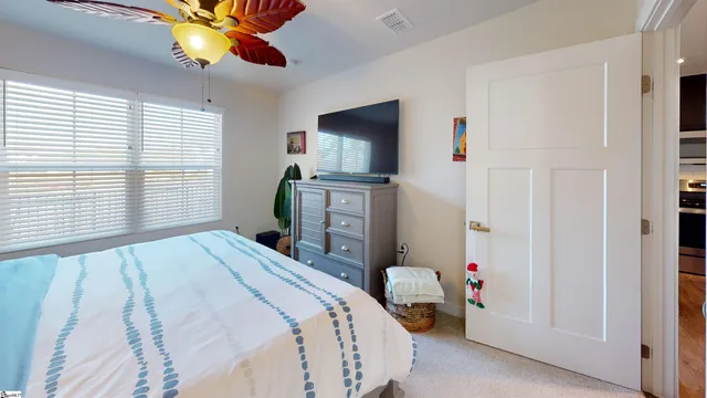 $299,900 | 410 Hargrove Court, Greenville, SC 29617