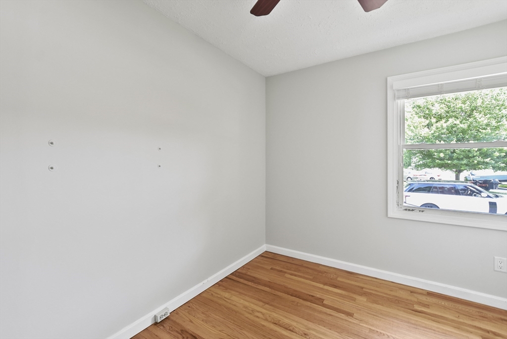 25 Robin Road Westborough, MA 01581 - Photo 13 of 42 Gallery Image 13