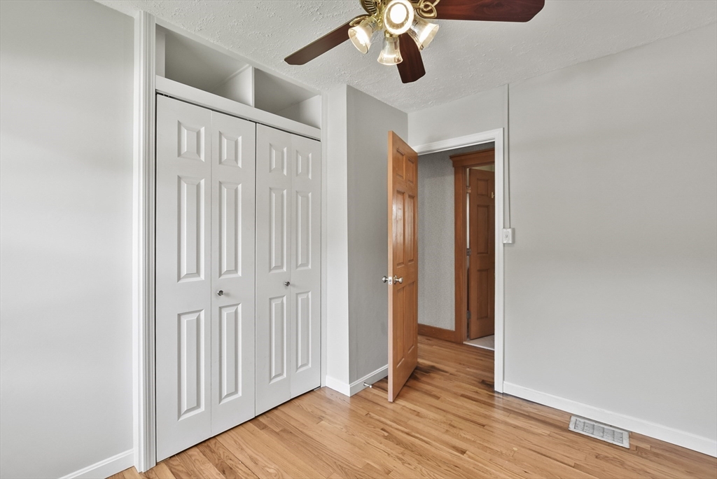 25 Robin Road Westborough, MA 01581 - Photo 15 of 42 Gallery Image 15