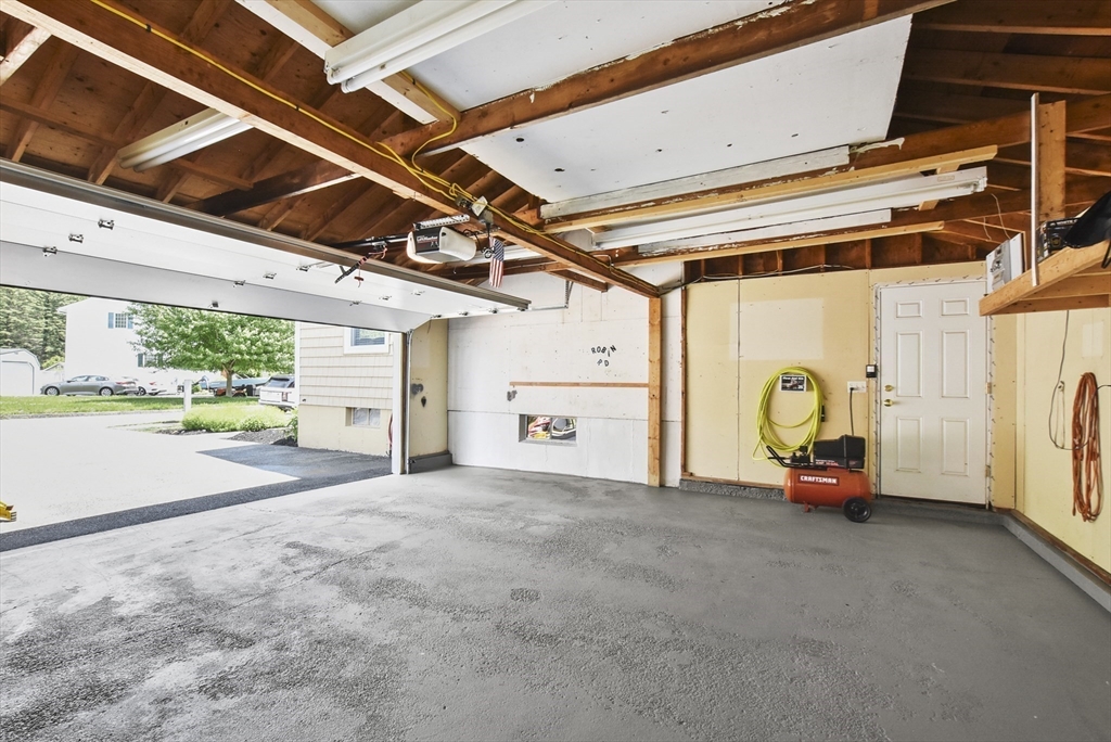 25 Robin Road Westborough, MA 01581 - Photo 25 of 42 Gallery Image 25
