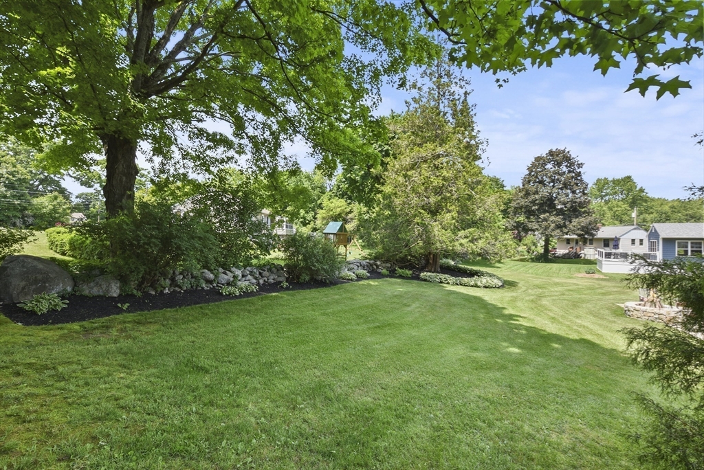 25 Robin Road Westborough, MA 01581 - Photo 36 of 42 Gallery Image 36