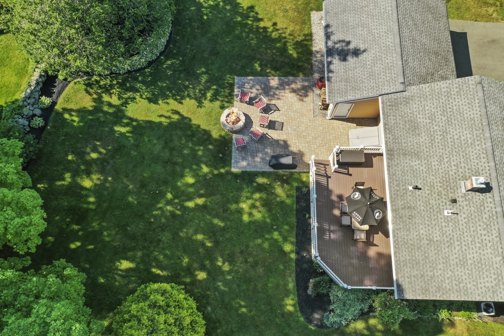 25 Robin Road Westborough, MA 01581 - Photo 39 of 42 Gallery Image 39