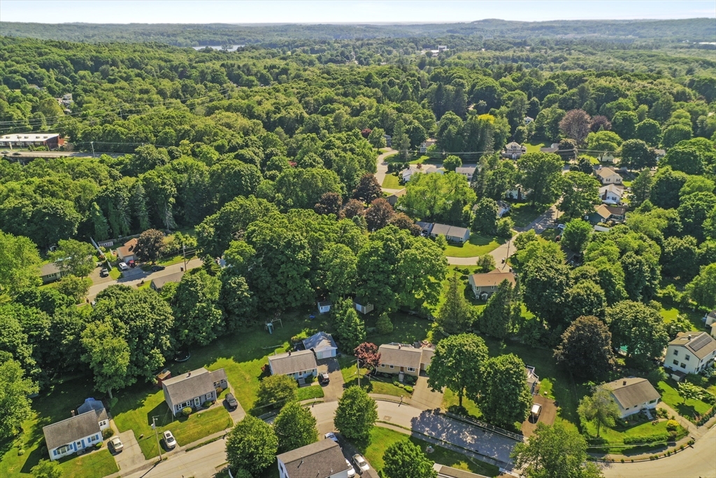 25 Robin Road Westborough, MA 01581 - Photo 40 of 42 Gallery Image 40
