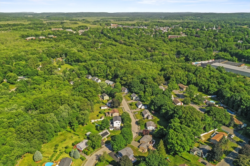25 Robin Road Westborough, MA 01581 - Photo 41 of 42 Gallery Image 41