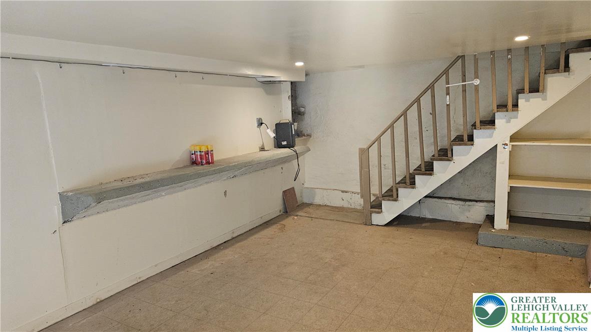 253 West Main Street Bath, PA 18014 - Photo 25 of 30 a view of entryway and hall