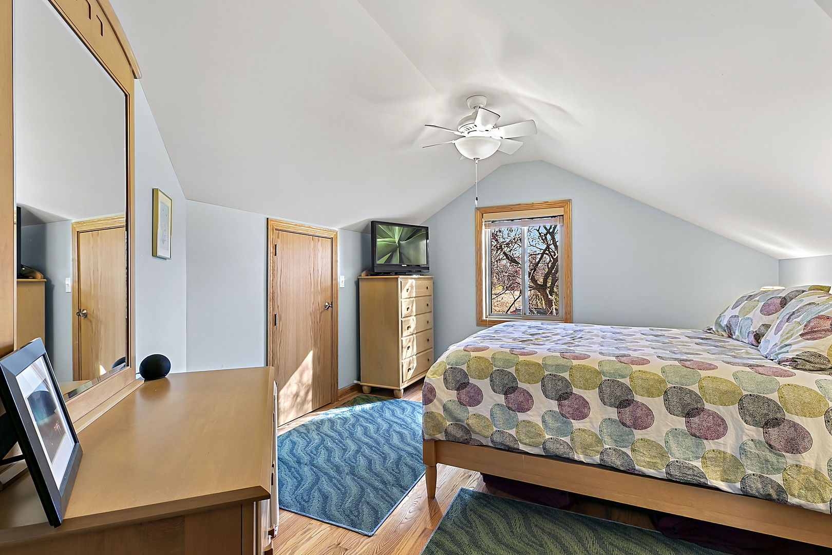 216 Waubansee Road Riverside, IL 60546 - Photo 16 of 37 Gallery Image 16