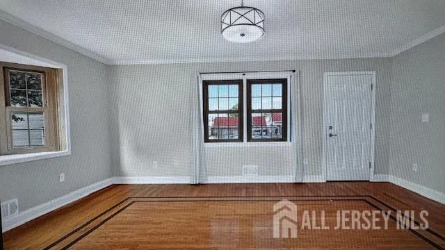 $4,000 | 966 Bergen Avenue, North Brunswick, NJ 08902