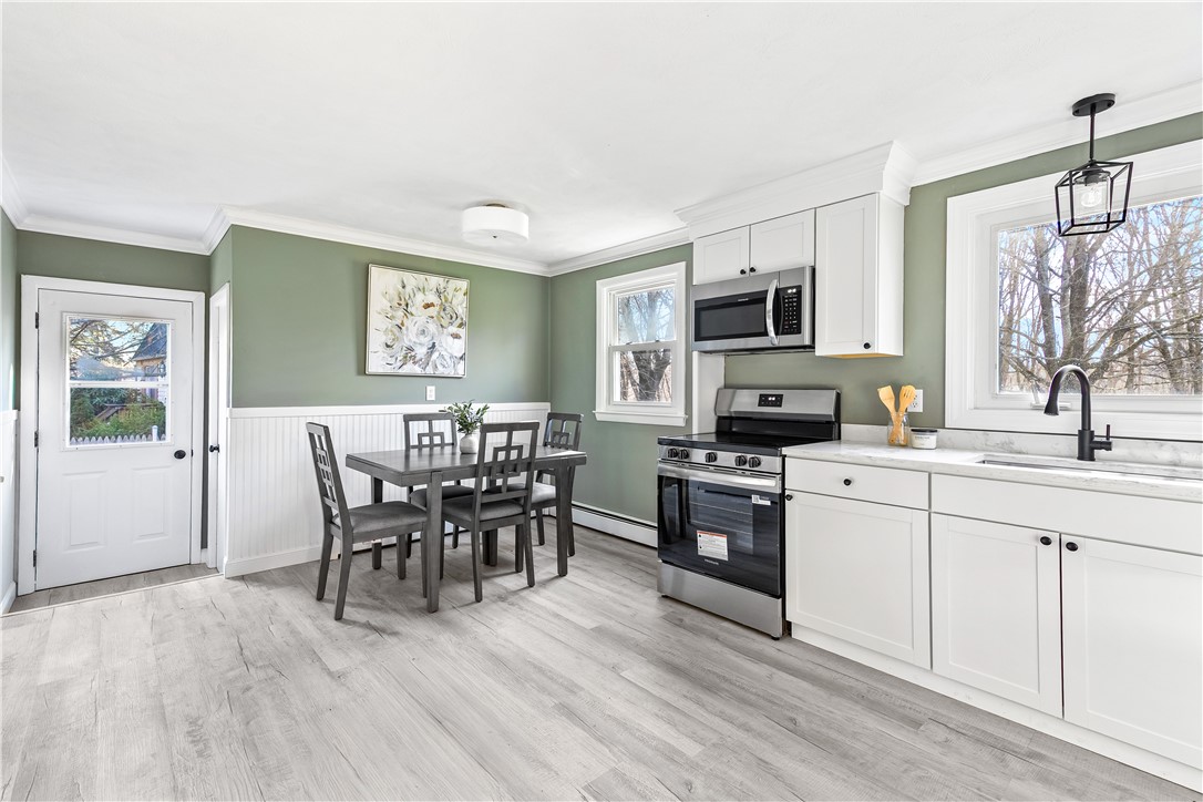 47 Shady Lea Road North Kingstown, RI 02852 - Photo 4 of 20 Gallery Image 4