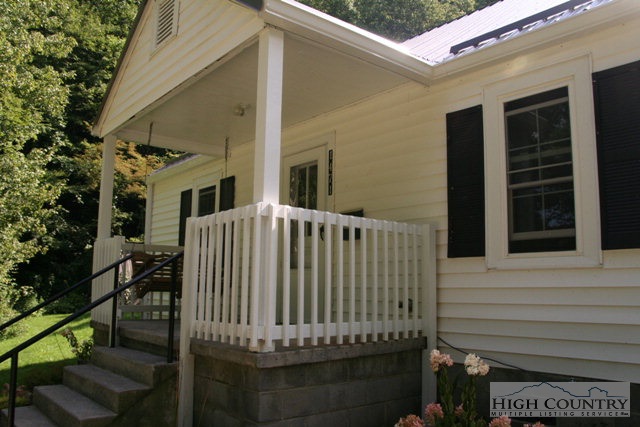 1471 Laurel Branch Road Vilas, NC 28692 - Photo 12 of 15 Gallery Image 12