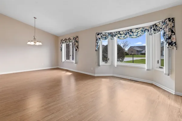 $479,900 | 144 Glen Abbey Drive, Rockford, IL 61107