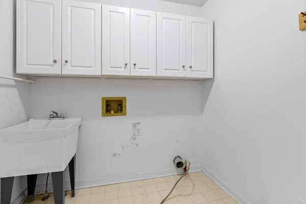 $479,900 | 144 Glen Abbey Drive, Rockford, IL 61107