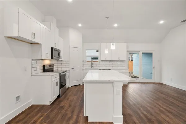 $235,000 | 401 North Goodman Avenue, Kerens, TX 75144