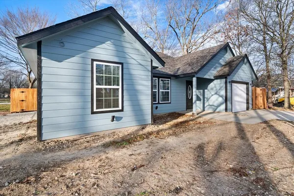 $235,000 | 401 North Goodman Avenue, Kerens, TX 75144