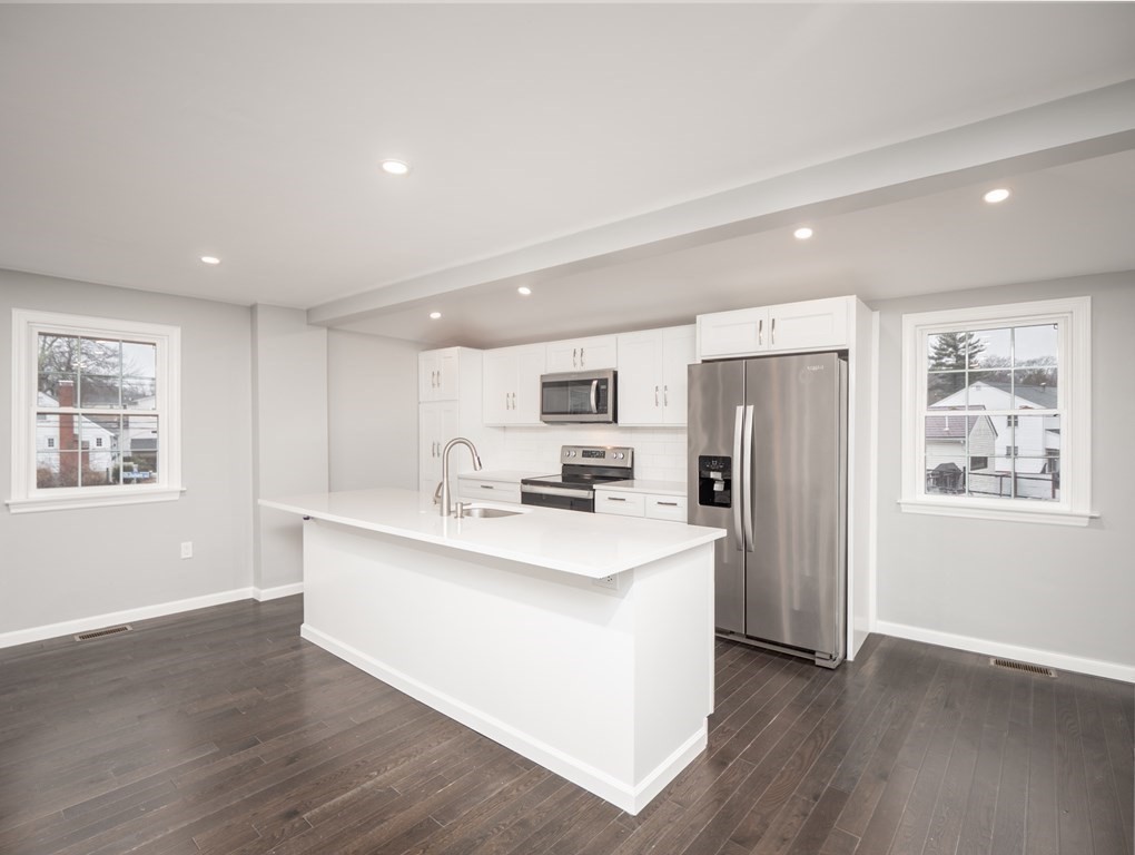 9 Pine Road Randolph, MA 02368 - Photo 11 of 37 Gallery Image 11