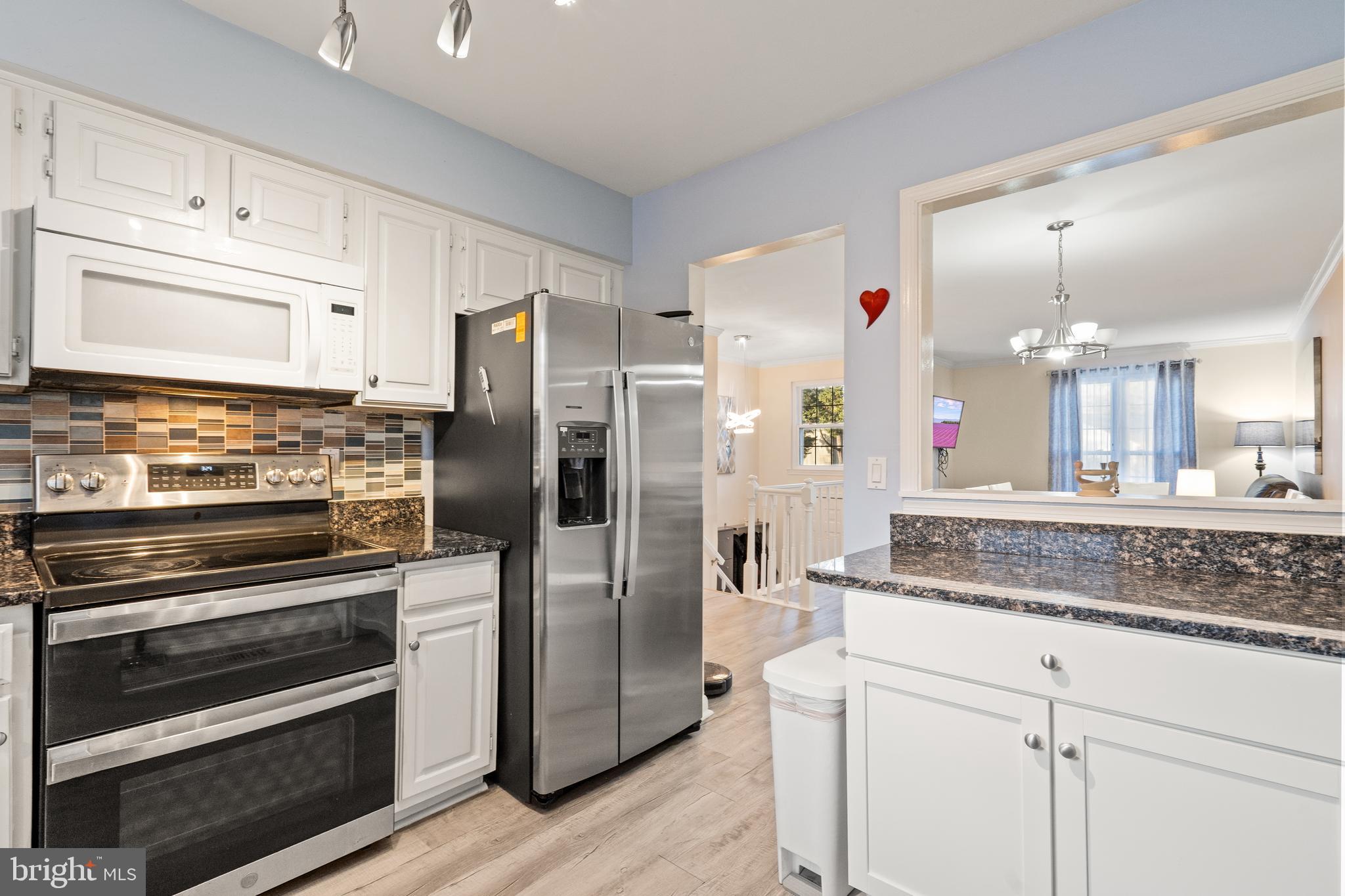 10529 Reed's Landing Circle Burke, VA 22015 - Photo 12 of 30