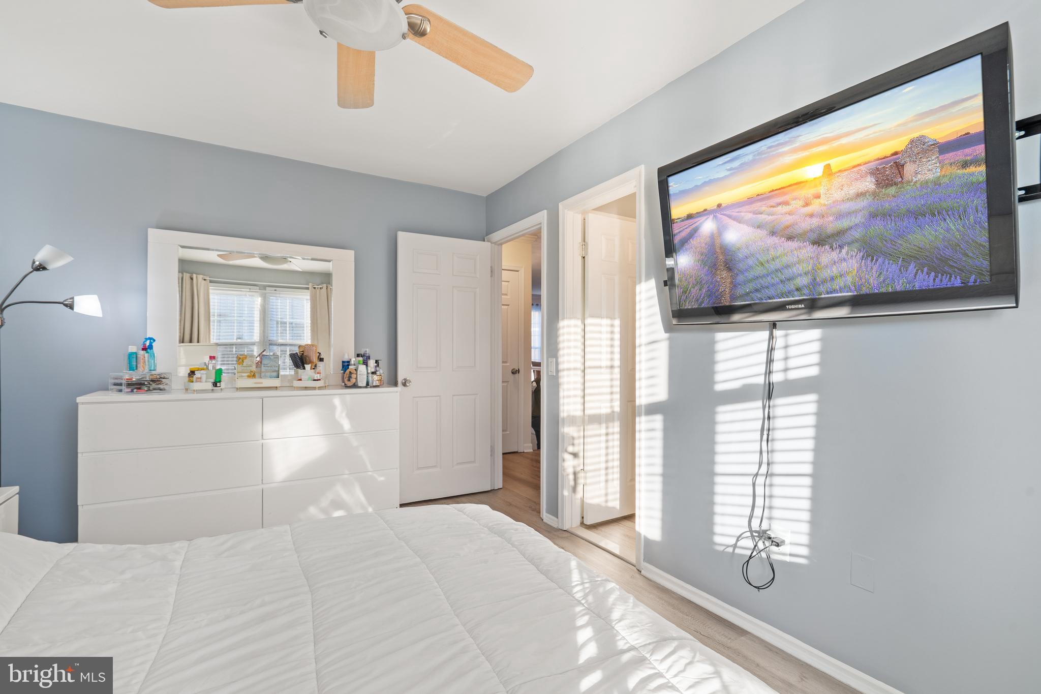 10529 Reed's Landing Circle Burke, VA 22015 - Photo 16 of 30