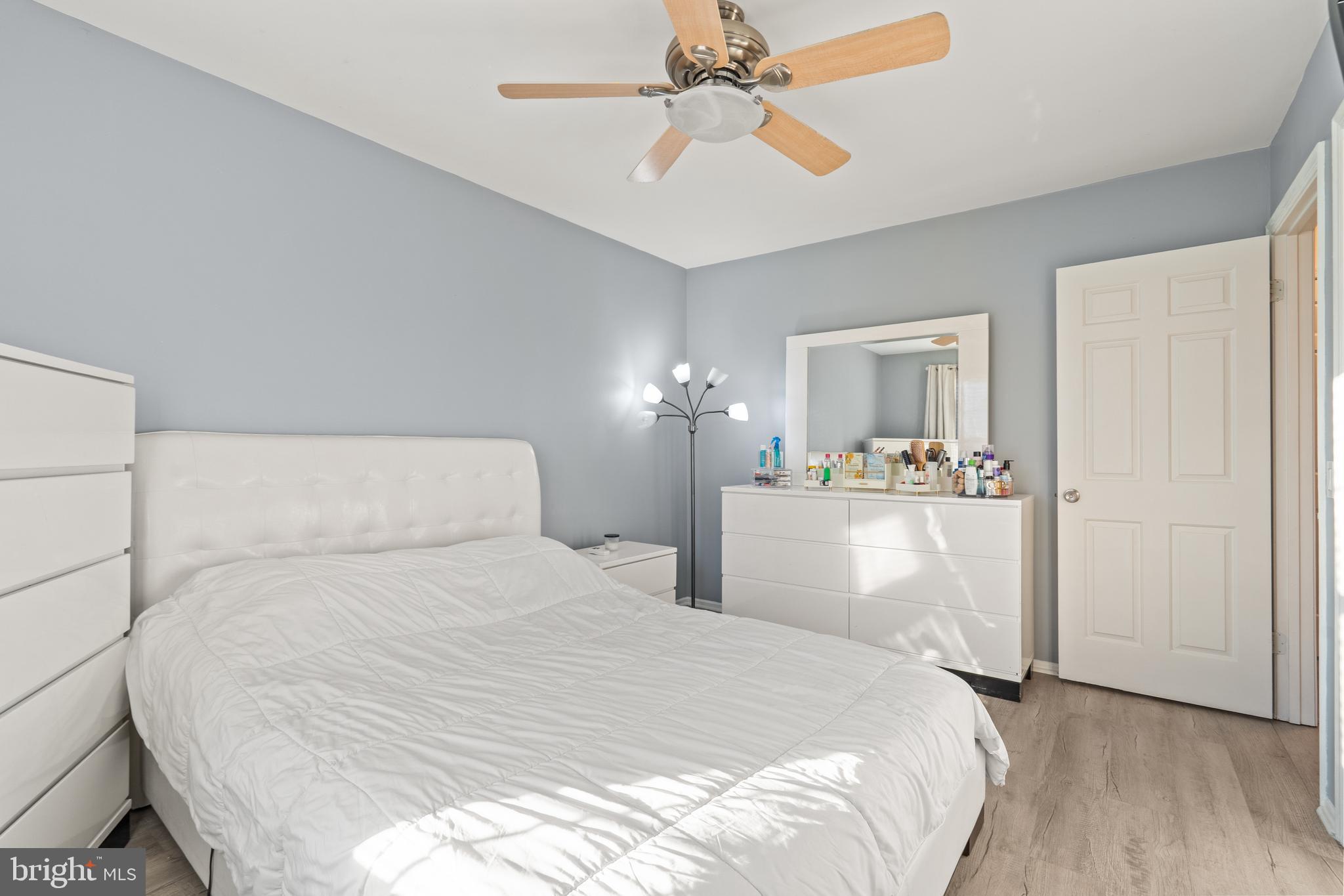 10529 Reed's Landing Circle Burke, VA 22015 - Photo 17 of 30