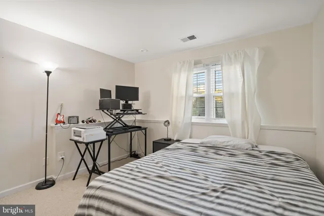 $3,000 | 10529 Reed's Landing Circle, Burke, VA 22015