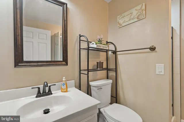 $3,000 | 10529 Reed's Landing Circle, Burke, VA 22015