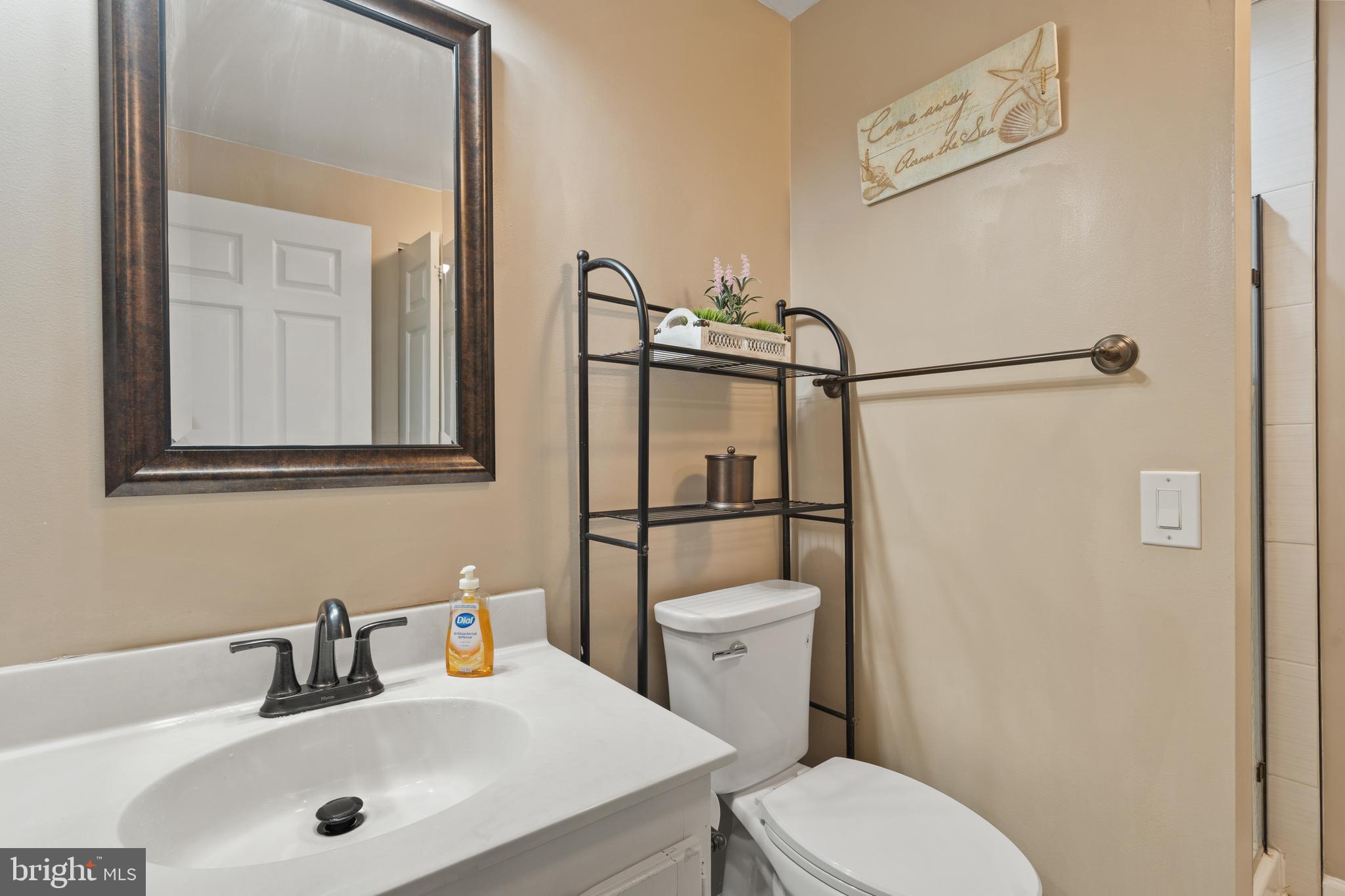 10529 Reed's Landing Circle Burke, VA 22015 - Photo 23 of 30