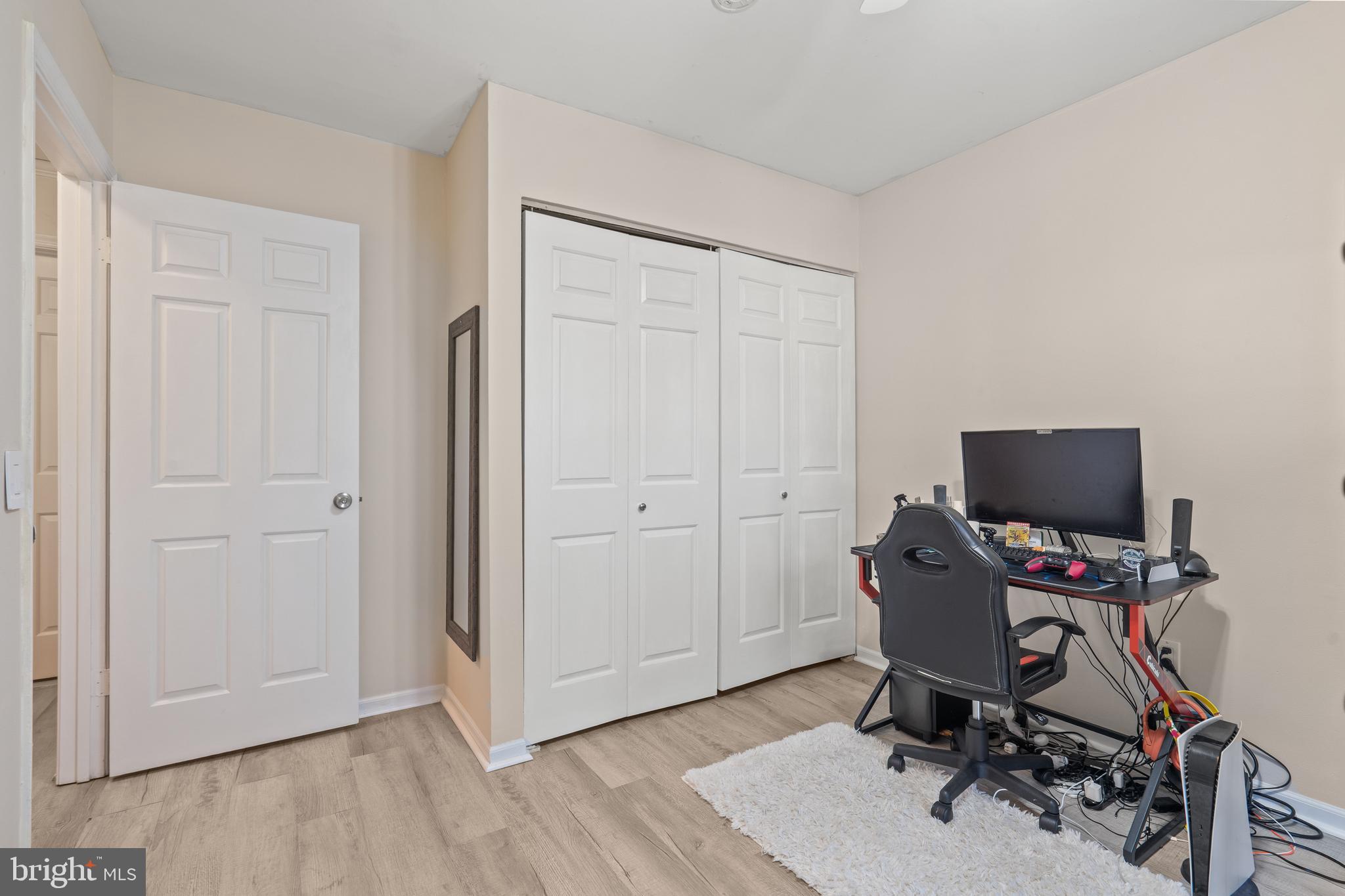 10529 Reed's Landing Circle Burke, VA 22015 - Photo 26 of 30