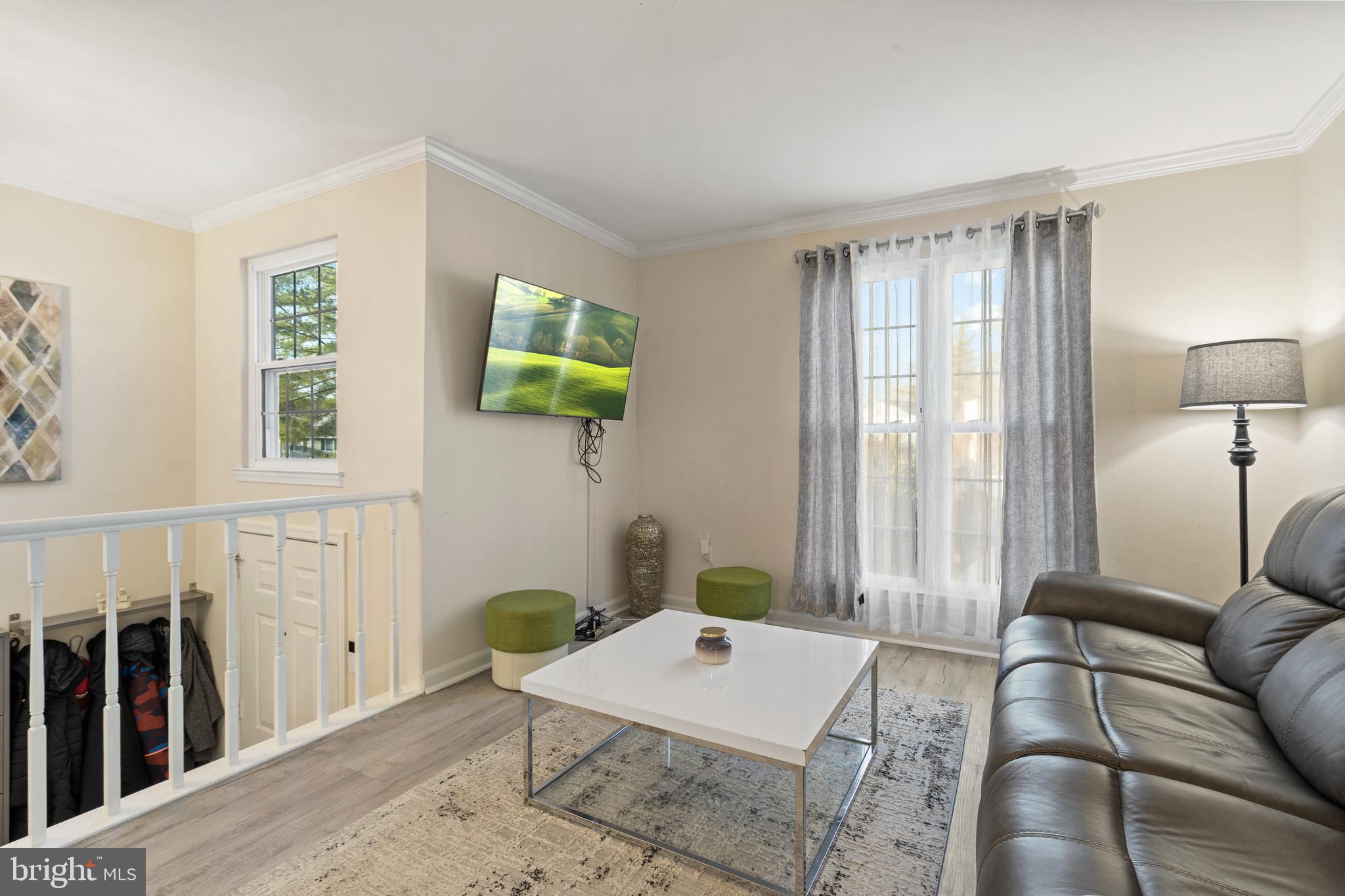 10529 Reed's Landing Circle Burke, VA 22015 - Photo 6 of 30