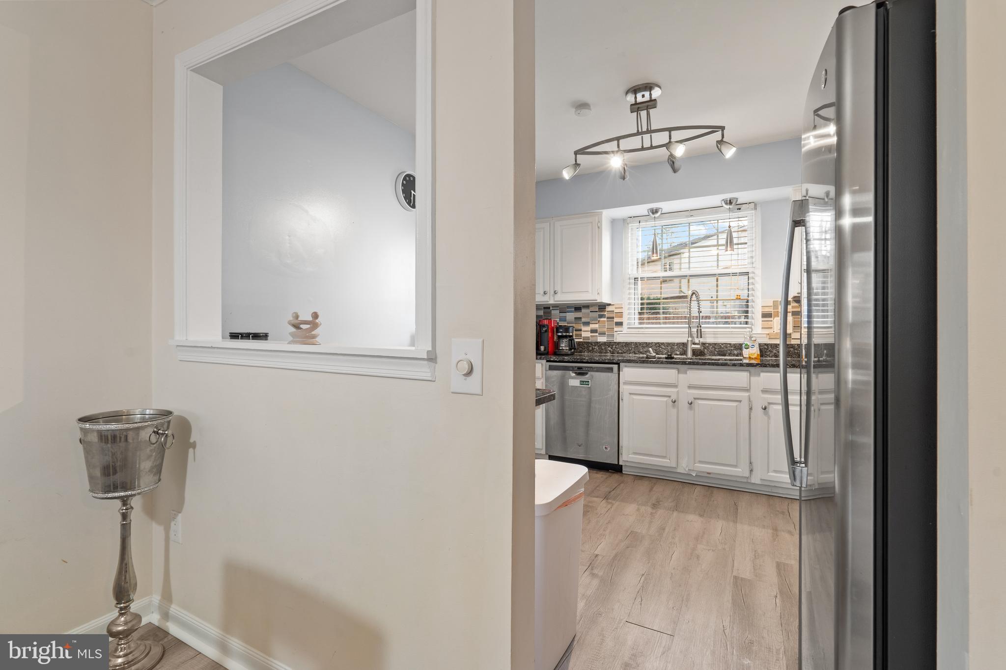 10529 Reed's Landing Circle Burke, VA 22015 - Photo 9 of 30