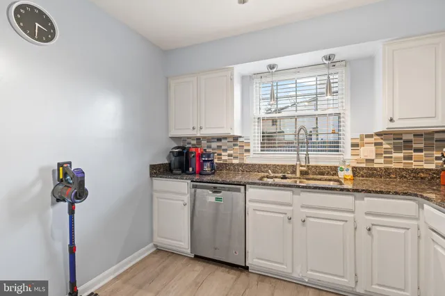 $3,000 | 10529 Reed's Landing Circle, Burke, VA 22015