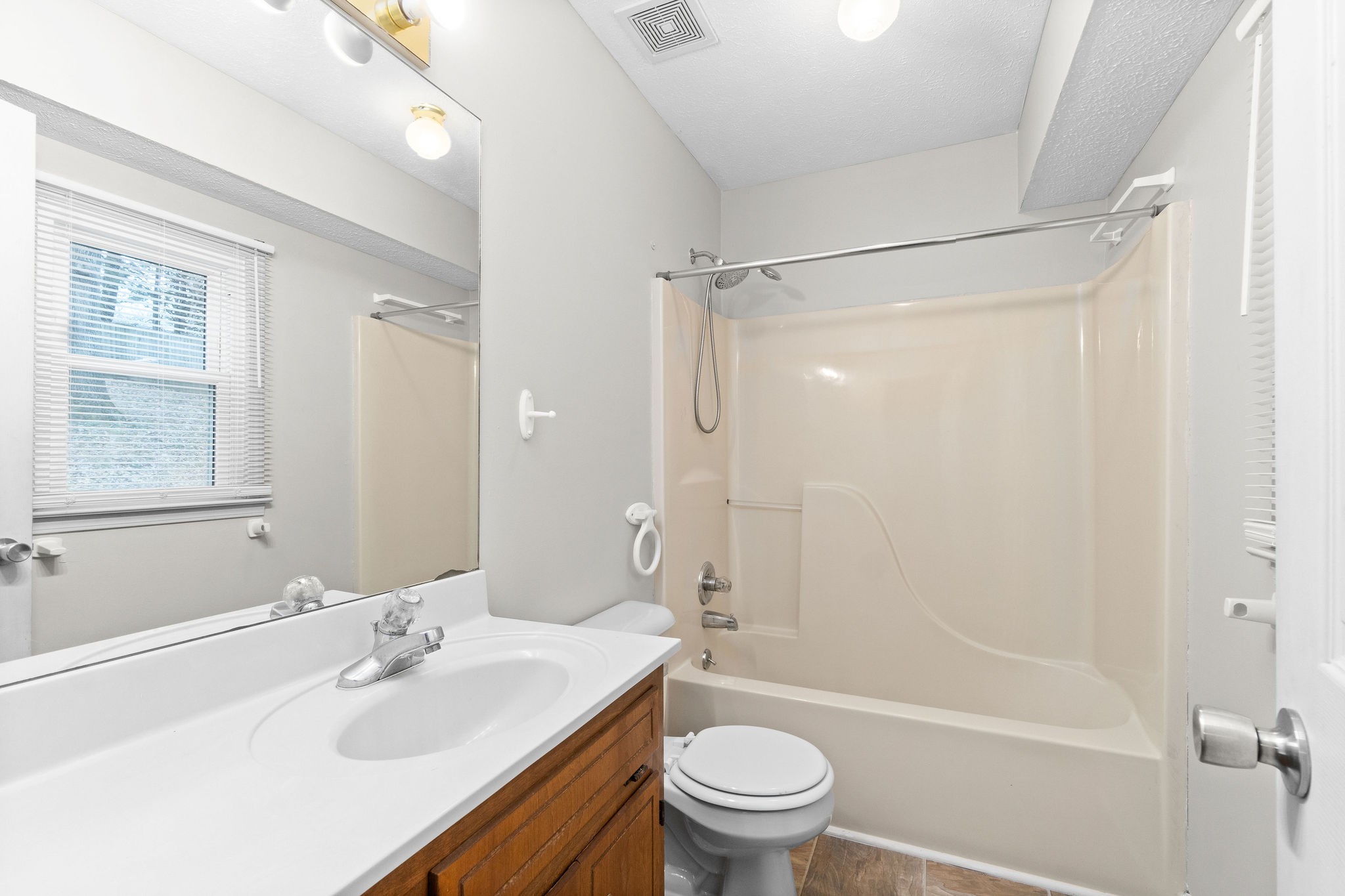 610 Nashboro Road Clarksville, TN 37042 - Photo 17 of 26 Gallery Image 17
