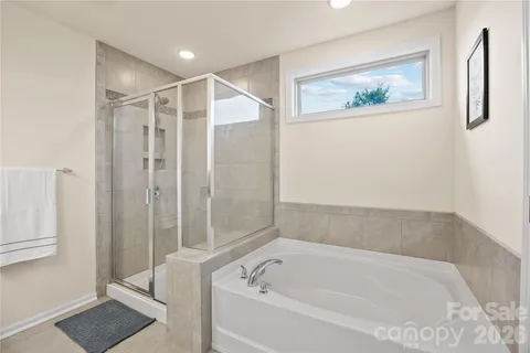 $525,000 | 10522 Honeyfur Court, Charlotte, NC 28278