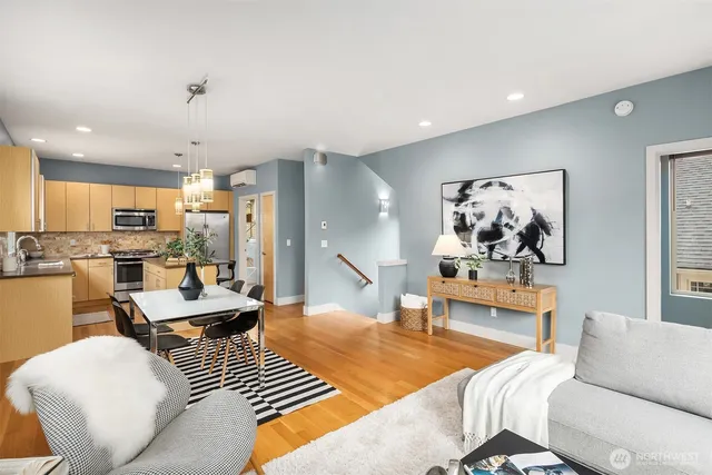 $1,000,000 | 1550 Northwest 60th Street, Seattle, WA 98107