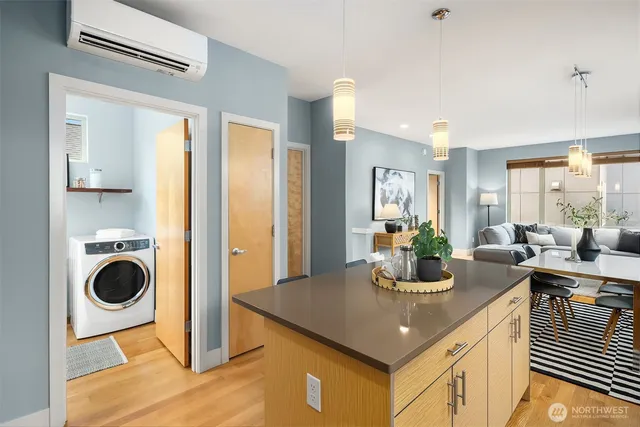 $1,000,000 | 1550 Northwest 60th Street, Seattle, WA 98107