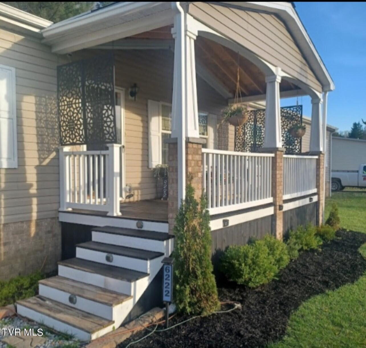 6222 Pinewood Forest Road Wise, VA 24293 - Photo 3 of 27 Front 4